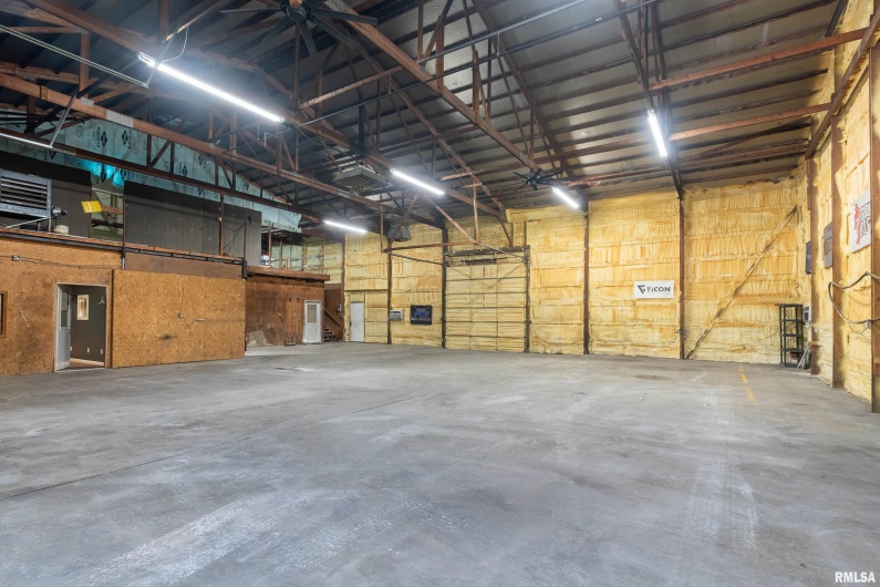 405 PERSHING Street, Energy, Illinois 62933, 0 , 0 ,0,Commercial Sale,For Sale,PERSHING,0,RMAEB458859