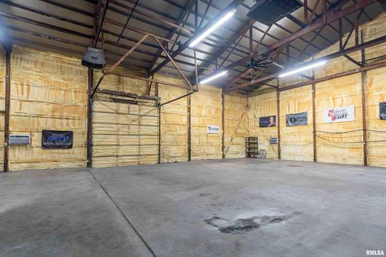 405 PERSHING Street, Energy, Illinois 62933, 0 , 0 ,0,Commercial Sale,For Sale,PERSHING,0,RMAEB458859