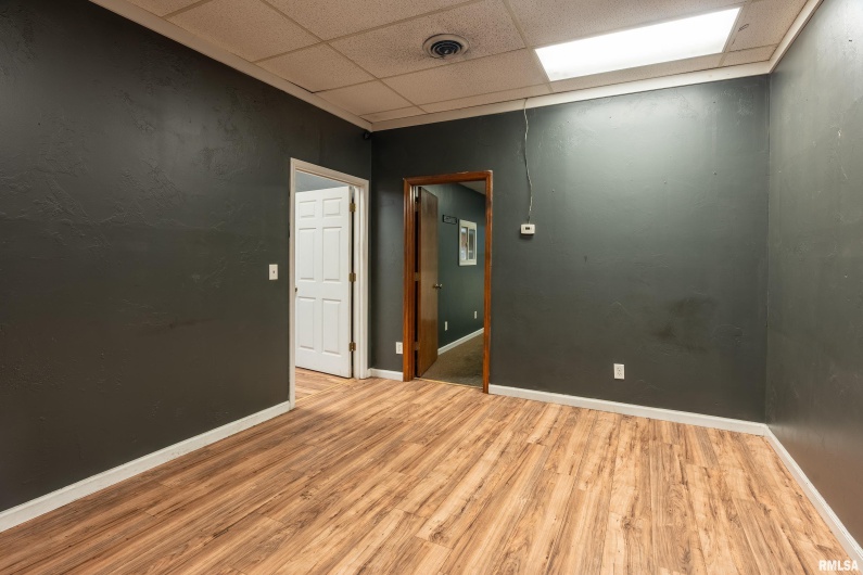 405 PERSHING Street, Energy, Illinois 62933, 0 , 0 ,0,Commercial Sale,For Sale,PERSHING,0,RMAEB458859