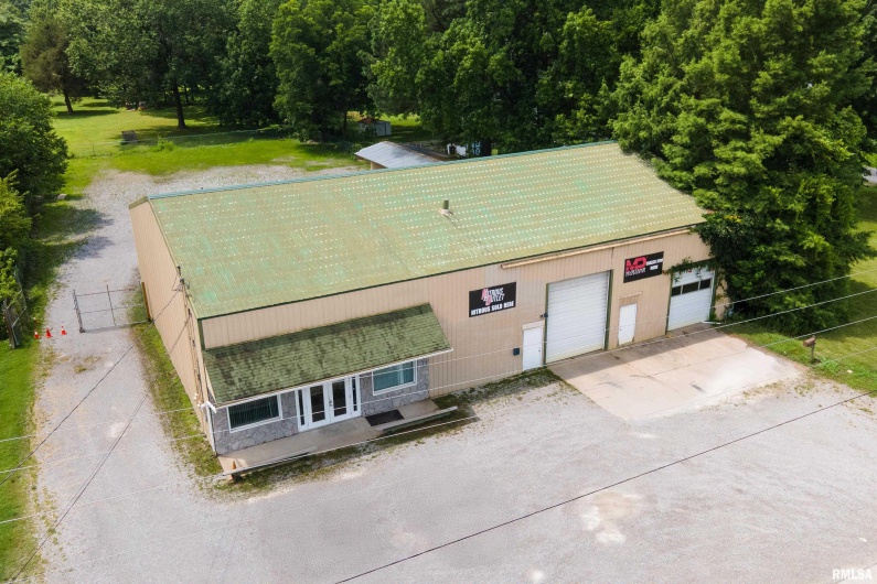 405 PERSHING Street, Energy, Illinois 62933, 0 , 0 ,0,Commercial Sale,For Sale,PERSHING,0,RMAEB458859