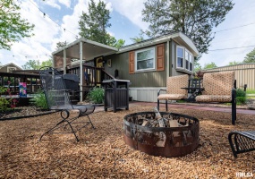 208 ALEXANDER Street, Energy, Illinois 62933, 2 Bedrooms Bedrooms, 0 ,2 BathroomsBathrooms,Residential,For Sale,ALEXANDER,0,RMAQC4262921