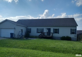 11763 Hafer Road, Carterville, Illinois 62918, 3 Bedrooms Bedrooms, 0 ,2 BathroomsBathrooms,Residential,For Sale,Hafer,0,RMAEB458862