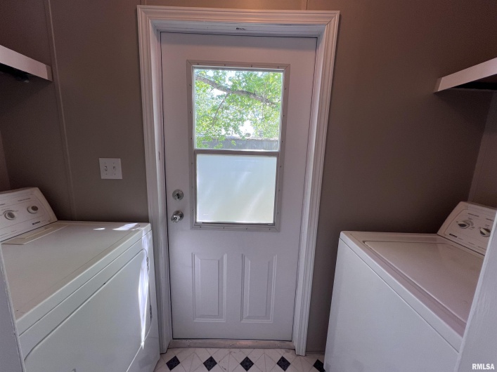 30 Timber Hollow Drive, Carbondale, Illinois 62901, 2 Bedrooms Bedrooms, 0 ,2 BathroomsBathrooms,Manufactured In Park,For Sale,Timber Hollow,0,RMAEB457920