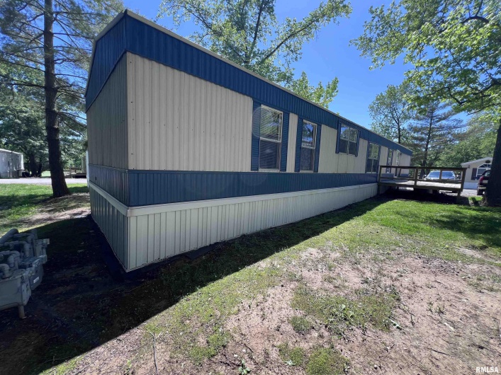 30 Timber Hollow Drive, Carbondale, Illinois 62901, 2 Bedrooms Bedrooms, 0 ,2 BathroomsBathrooms,Manufactured In Park,For Sale,Timber Hollow,0,RMAEB457920