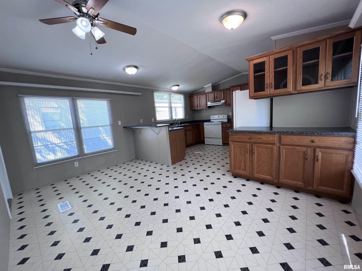30 Timber Hollow Drive, Carbondale, Illinois 62901, 2 Bedrooms Bedrooms, 0 ,2 BathroomsBathrooms,Manufactured In Park,For Sale,Timber Hollow,0,RMAEB457920