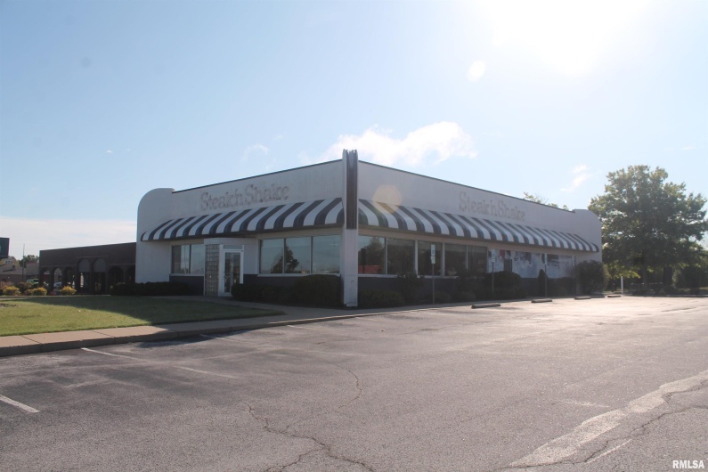 1365 MAIN Street, Carbondale, Illinois 62901, 0 , 0 ,0,Commercial Sale,For Sale,MAIN,0,RMAEB455325