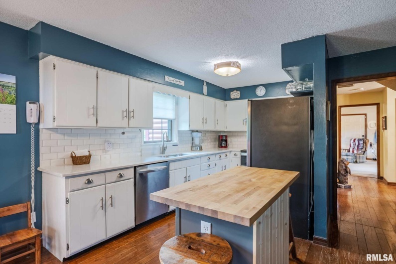 285 Sally Holler Road, Harrisburg, Illinois 62946, 3 Bedrooms Bedrooms, 0 ,2 BathroomsBathrooms,Residential,For Sale,Sally Holler,0,RMAQC4265490