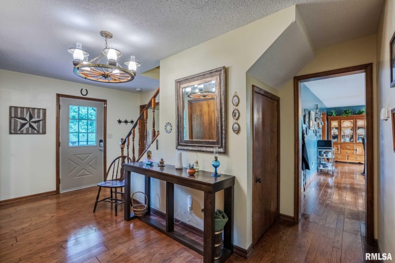 285 Sally Holler Road, Harrisburg, Illinois 62946, 3 Bedrooms Bedrooms, 0 ,2 BathroomsBathrooms,Residential,For Sale,Sally Holler,0,RMAQC4265490