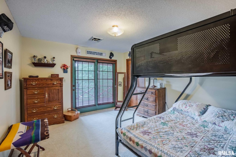 285 Sally Holler Road, Harrisburg, Illinois 62946, 3 Bedrooms Bedrooms, 0 ,2 BathroomsBathrooms,Residential,For Sale,Sally Holler,0,RMAQC4265490