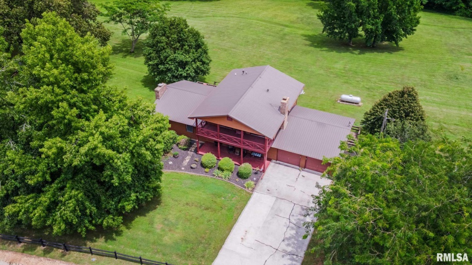 285 Sally Holler Road, Harrisburg, Illinois 62946, 3 Bedrooms Bedrooms, 0 ,2 BathroomsBathrooms,Residential,For Sale,Sally Holler,0,RMAQC4265490