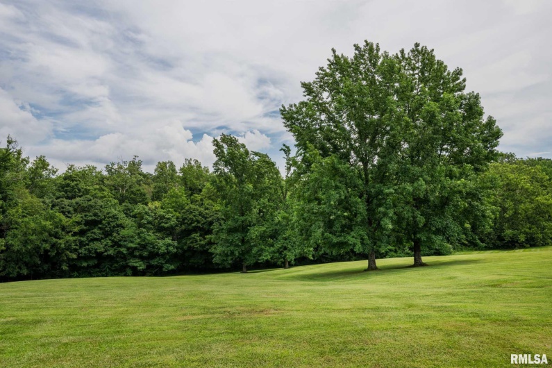 285 Sally Holler Road, Harrisburg, Illinois 62946, 3 Bedrooms Bedrooms, 0 ,2 BathroomsBathrooms,Residential,For Sale,Sally Holler,0,RMAQC4265490