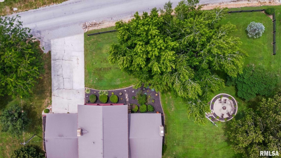 285 Sally Holler Road, Harrisburg, Illinois 62946, 3 Bedrooms Bedrooms, 0 ,2 BathroomsBathrooms,Residential,For Sale,Sally Holler,0,RMAQC4265490