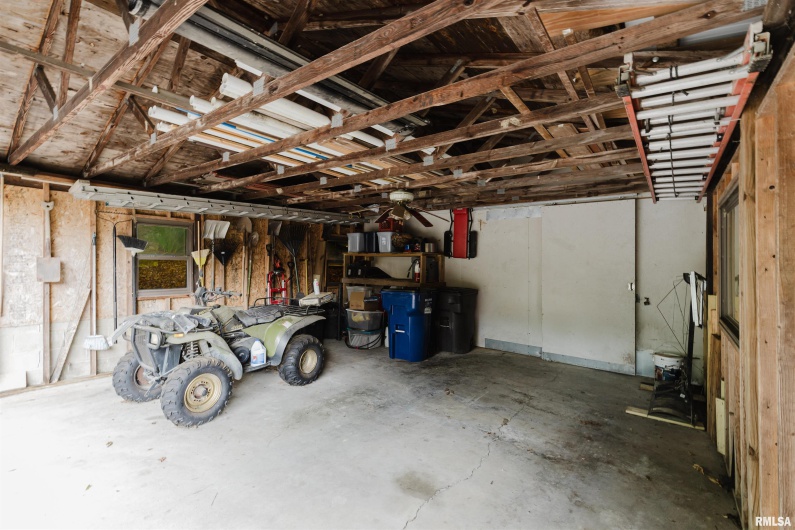 3185 DEER RIDGE Road, Goreville, Illinois 62939, 4 Bedrooms Bedrooms, 0 ,3 BathroomsBathrooms,Residential,For Sale,DEER RIDGE,0,RMAEB458795