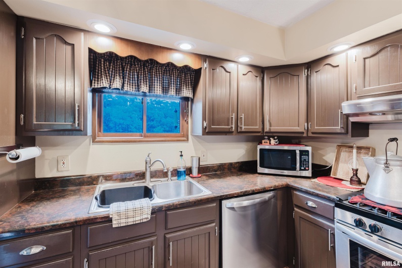 3185 DEER RIDGE Road, Goreville, Illinois 62939, 4 Bedrooms Bedrooms, 0 ,3 BathroomsBathrooms,Residential,For Sale,DEER RIDGE,0,RMAEB458795