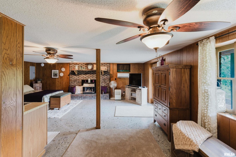 3185 DEER RIDGE Road, Goreville, Illinois 62939, 4 Bedrooms Bedrooms, 0 ,3 BathroomsBathrooms,Residential,For Sale,DEER RIDGE,0,RMAEB458795