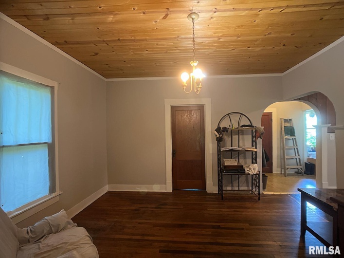 1309 SYCAMORE Street, Carbondale, Illinois 62901, 3 Bedrooms Bedrooms, 0 ,1 BathroomBathrooms,Residential,For Sale,SYCAMORE,0,RMAEB458893
