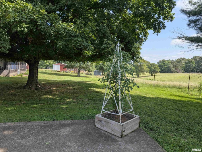 425 Peak Road, Harrisburg, Illinois 62946, 3 Bedrooms Bedrooms, 0 ,1 BathroomBathrooms,Residential,For Sale,Peak,0,RMAQC4265530