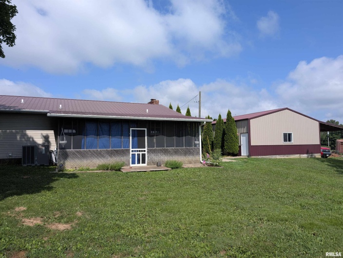 425 Peak Road, Harrisburg, Illinois 62946, 3 Bedrooms Bedrooms, 0 ,1 BathroomBathrooms,Residential,For Sale,Peak,0,RMAQC4265530