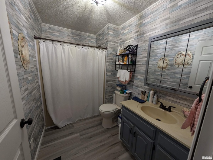 425 Peak Road, Harrisburg, Illinois 62946, 3 Bedrooms Bedrooms, 0 ,1 BathroomBathrooms,Residential,For Sale,Peak,0,RMAQC4265530