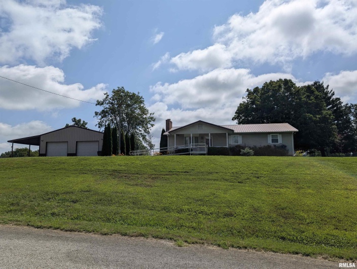 425 Peak Road, Harrisburg, Illinois 62946, 3 Bedrooms Bedrooms, 0 ,1 BathroomBathrooms,Residential,For Sale,Peak,0,RMAQC4265530