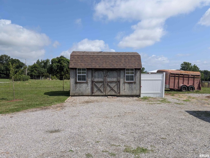 425 Peak Road, Harrisburg, Illinois 62946, 3 Bedrooms Bedrooms, 0 ,1 BathroomBathrooms,Residential,For Sale,Peak,0,RMAQC4265530