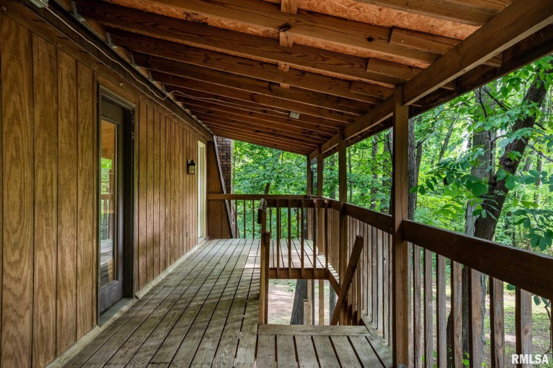 14802 Poor Farm Road, Johnston City, Illinois 62951, 3 Bedrooms Bedrooms, 0 ,2 BathroomsBathrooms,Residential,For Sale,Poor Farm,0,RMAQC4265533