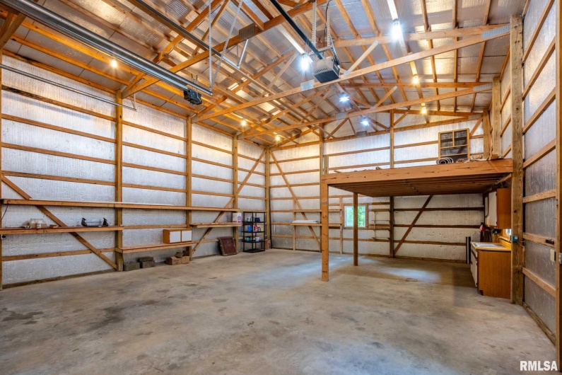 14802 Poor Farm Road, Johnston City, Illinois 62951, 3 Bedrooms Bedrooms, 0 ,2 BathroomsBathrooms,Residential,For Sale,Poor Farm,0,RMAQC4265533