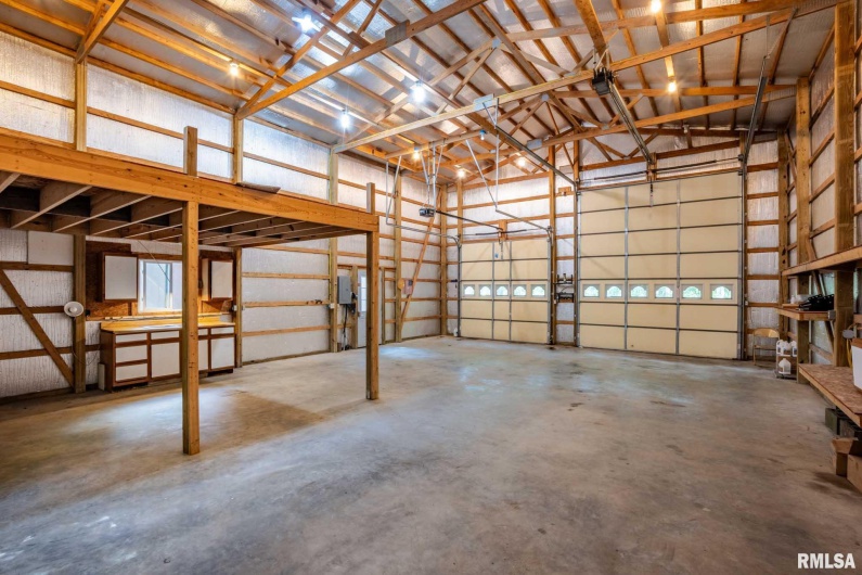 14802 Poor Farm Road, Johnston City, Illinois 62951, 3 Bedrooms Bedrooms, 0 ,2 BathroomsBathrooms,Residential,For Sale,Poor Farm,0,RMAQC4265533