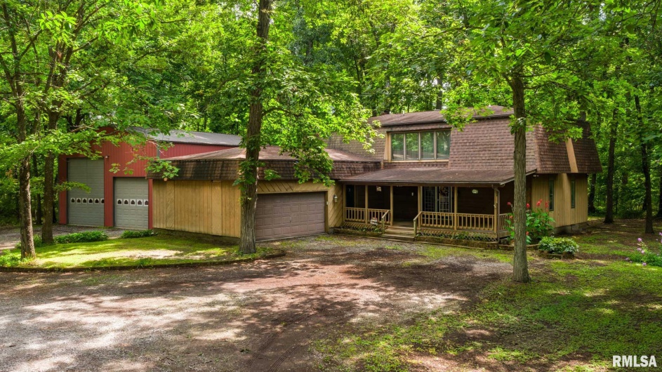 14802 Poor Farm Road, Johnston City, Illinois 62951, 3 Bedrooms Bedrooms, 0 ,2 BathroomsBathrooms,Residential,For Sale,Poor Farm,0,RMAQC4265533