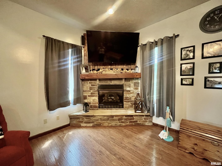4155 Reevesville Road, Grantsburg, Illinois 62943, 2 Bedrooms Bedrooms, 0 ,2 BathroomsBathrooms,Residential,For Sale,Reevesville,0,RMAEB458908