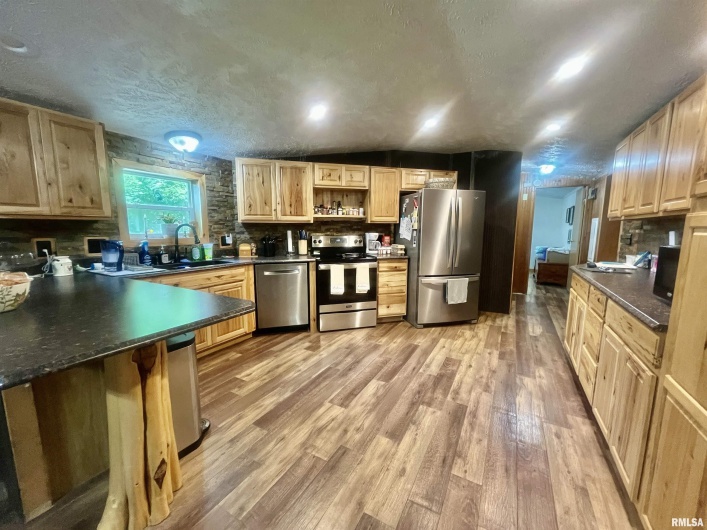 4155 Reevesville Road, Grantsburg, Illinois 62943, 2 Bedrooms Bedrooms, 0 ,2 BathroomsBathrooms,Residential,For Sale,Reevesville,0,RMAEB458908