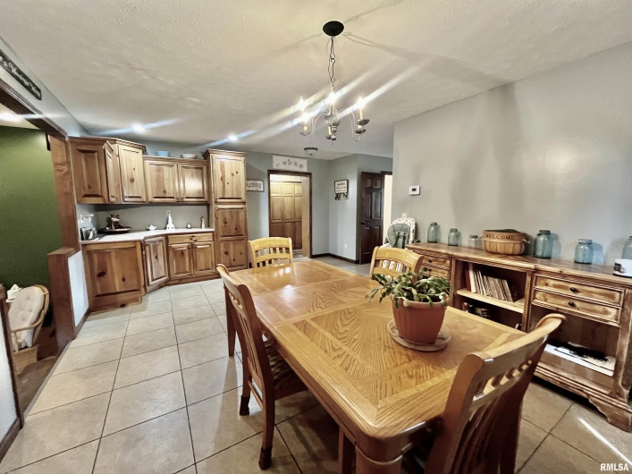 4155 Reevesville Road, Grantsburg, Illinois 62943, 2 Bedrooms Bedrooms, 0 ,2 BathroomsBathrooms,Residential,For Sale,Reevesville,0,RMAEB458908