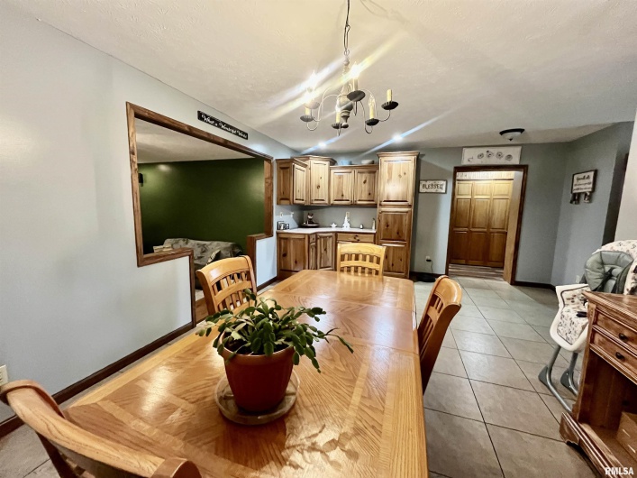 4155 Reevesville Road, Grantsburg, Illinois 62943, 2 Bedrooms Bedrooms, 0 ,2 BathroomsBathrooms,Residential,For Sale,Reevesville,0,RMAEB458908