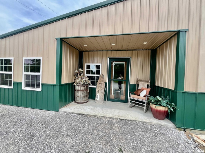 4155 Reevesville Road, Grantsburg, Illinois 62943, 2 Bedrooms Bedrooms, 0 ,2 BathroomsBathrooms,Residential,For Sale,Reevesville,0,RMAEB458908
