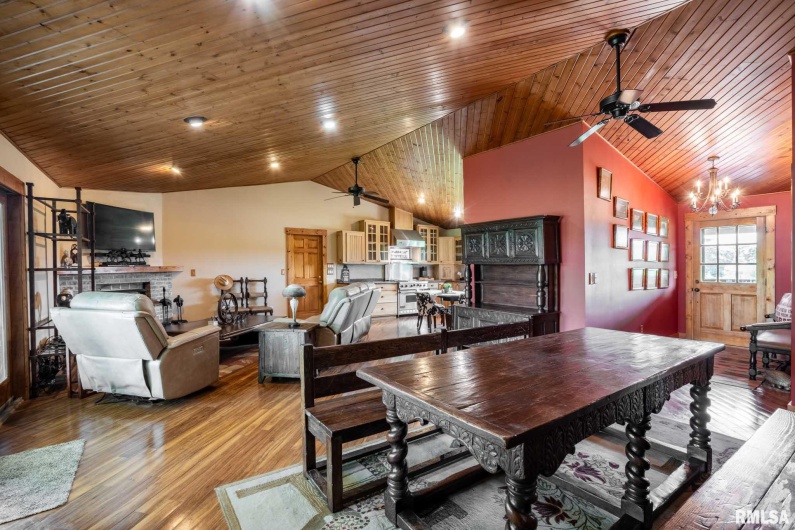 23 BRIDLE Lane, Stonefort, Illinois 62987, 3 Bedrooms Bedrooms, 0 ,2 BathroomsBathrooms,Residential,For Sale,BRIDLE,0,RMAQC4265544