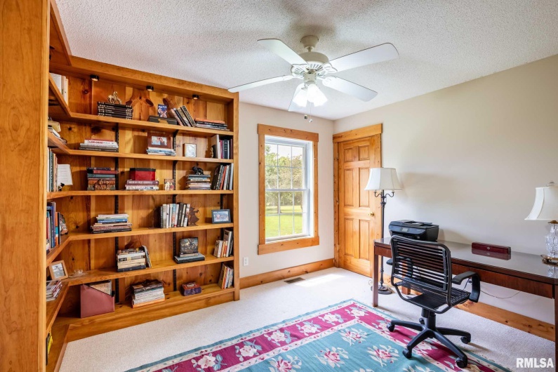 23 BRIDLE Lane, Stonefort, Illinois 62987, 3 Bedrooms Bedrooms, 0 ,2 BathroomsBathrooms,Residential,For Sale,BRIDLE,0,RMAQC4265544