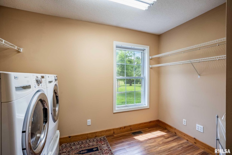 23 BRIDLE Lane, Stonefort, Illinois 62987, 3 Bedrooms Bedrooms, 0 ,2 BathroomsBathrooms,Residential,For Sale,BRIDLE,0,RMAQC4265544
