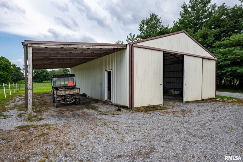 23 BRIDLE Lane, Stonefort, Illinois 62987, 3 Bedrooms Bedrooms, 0 ,2 BathroomsBathrooms,Residential,For Sale,BRIDLE,0,RMAQC4265544