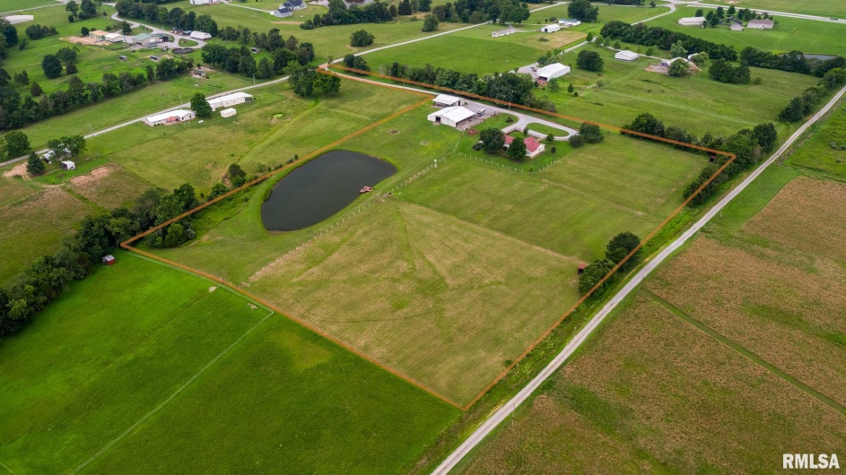 23 BRIDLE Lane, Stonefort, Illinois 62987, 3 Bedrooms Bedrooms, 0 ,2 BathroomsBathrooms,Residential,For Sale,BRIDLE,0,RMAQC4265544