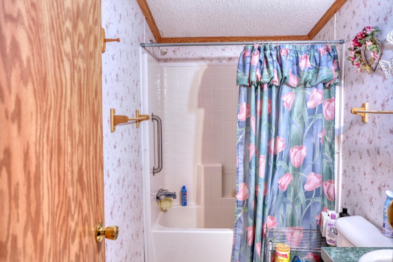 8 PRIVATE Road, Ava, Illinois 62907, 3 Bedrooms Bedrooms, 0 ,2 BathroomsBathrooms,Residential,For Sale,PRIVATE,0,RMAEB458914