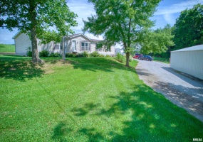 8 PRIVATE Road, Ava, Illinois 62907, 3 Bedrooms Bedrooms, 0 ,2 BathroomsBathrooms,Residential,For Sale,PRIVATE,0,RMAEB458914