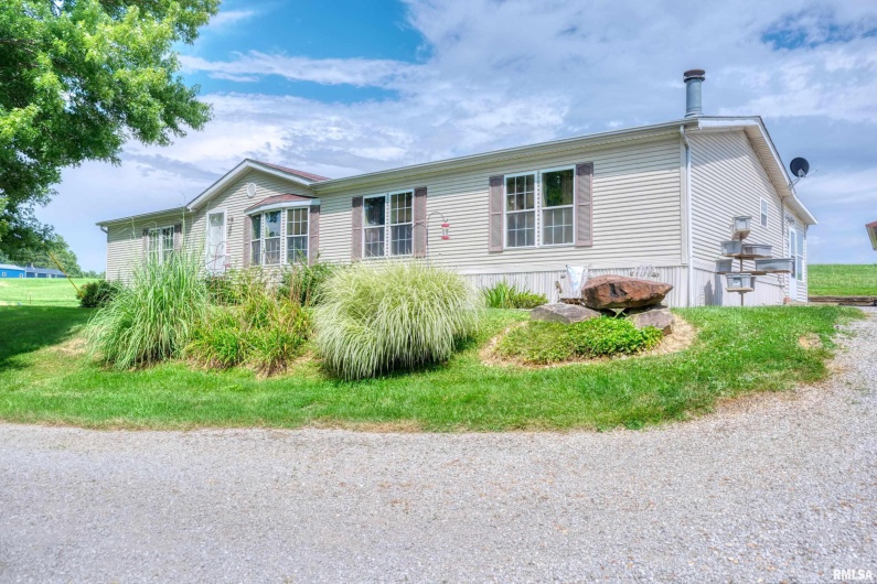 8 PRIVATE Road, Ava, Illinois 62907, 3 Bedrooms Bedrooms, 0 ,2 BathroomsBathrooms,Residential,For Sale,PRIVATE,0,RMAEB458914