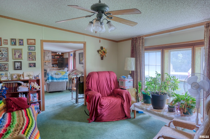 8 PRIVATE Road, Ava, Illinois 62907, 3 Bedrooms Bedrooms, 0 ,2 BathroomsBathrooms,Residential,For Sale,PRIVATE,0,RMAEB458914