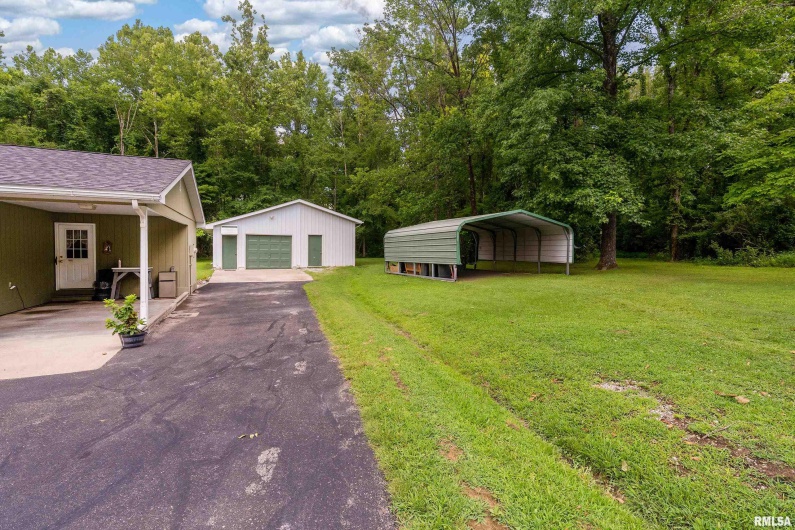 53 Tippy Road, Murphysboro, Illinois 62966, 3 Bedrooms Bedrooms, 0 ,2 BathroomsBathrooms,Residential,For Sale,Tippy,0,RMAEB458923