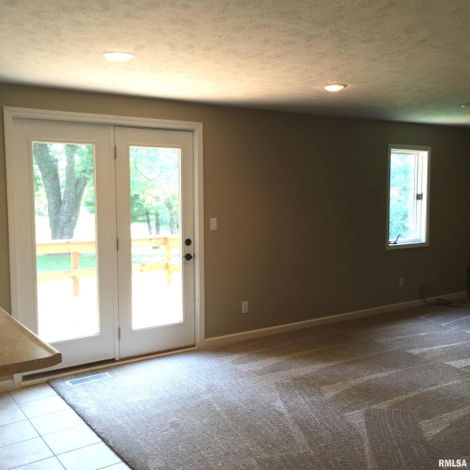 288 Heather Lynn Lane, Carbondale, Illinois 62902, 3 Bedrooms Bedrooms, 0 ,1 BathroomBathrooms,Residential,For Sale,Heather Lynn,0,RMAEB457704
