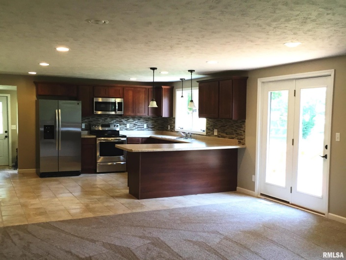 288 Heather Lynn Lane, Carbondale, Illinois 62902, 3 Bedrooms Bedrooms, 0 ,1 BathroomBathrooms,Residential,For Sale,Heather Lynn,0,RMAEB457704