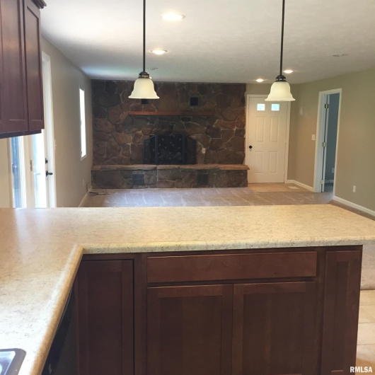 288 Heather Lynn Lane, Carbondale, Illinois 62902, 3 Bedrooms Bedrooms, 0 ,1 BathroomBathrooms,Residential,For Sale,Heather Lynn,0,RMAEB457704