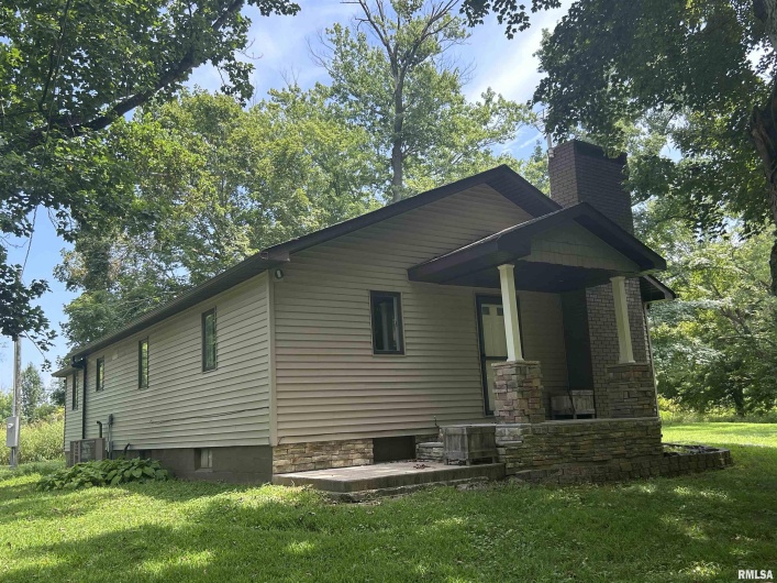 288 Heather Lynn Lane, Carbondale, Illinois 62902, 3 Bedrooms Bedrooms, 0 ,1 BathroomBathrooms,Residential,For Sale,Heather Lynn,0,RMAEB457704