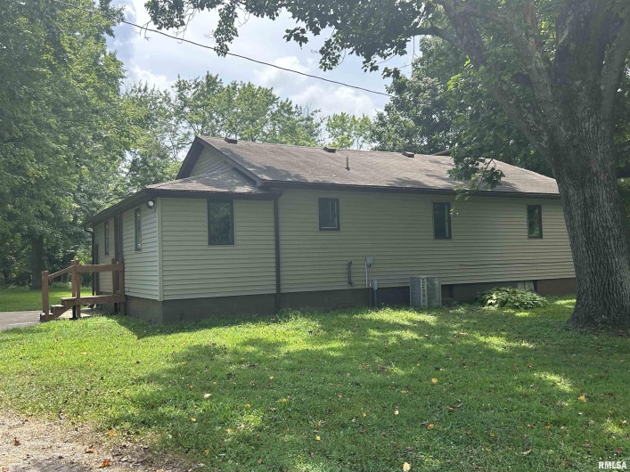 288 Heather Lynn Lane, Carbondale, Illinois 62902, 3 Bedrooms Bedrooms, 0 ,1 BathroomBathrooms,Residential,For Sale,Heather Lynn,0,RMAEB457704