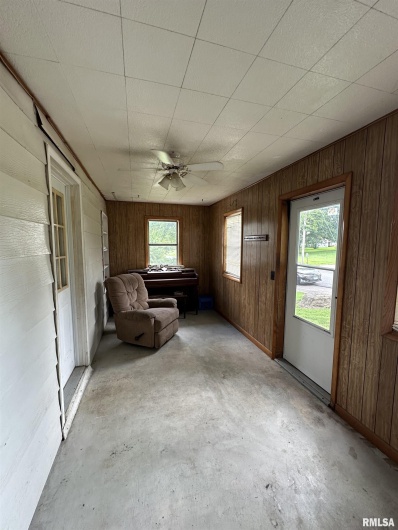 222 MAIN Street, Eddyville, Illinois 62928, 3 Bedrooms Bedrooms, 0 ,1 BathroomBathrooms,Residential,For Sale,MAIN,0,RMAEB458935